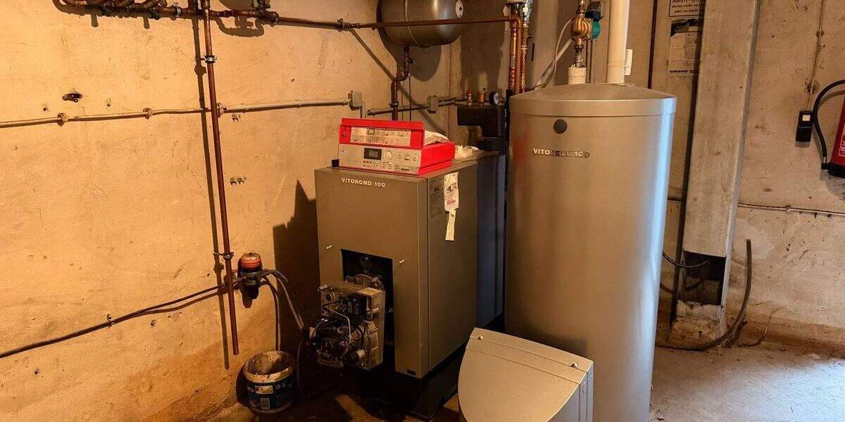 Mehrfamilienhaus, Wohnhaus Windeck Herchen - 8 Zimmer, 207 m&sup2;, 265.000&euro; | Angebot:25733987