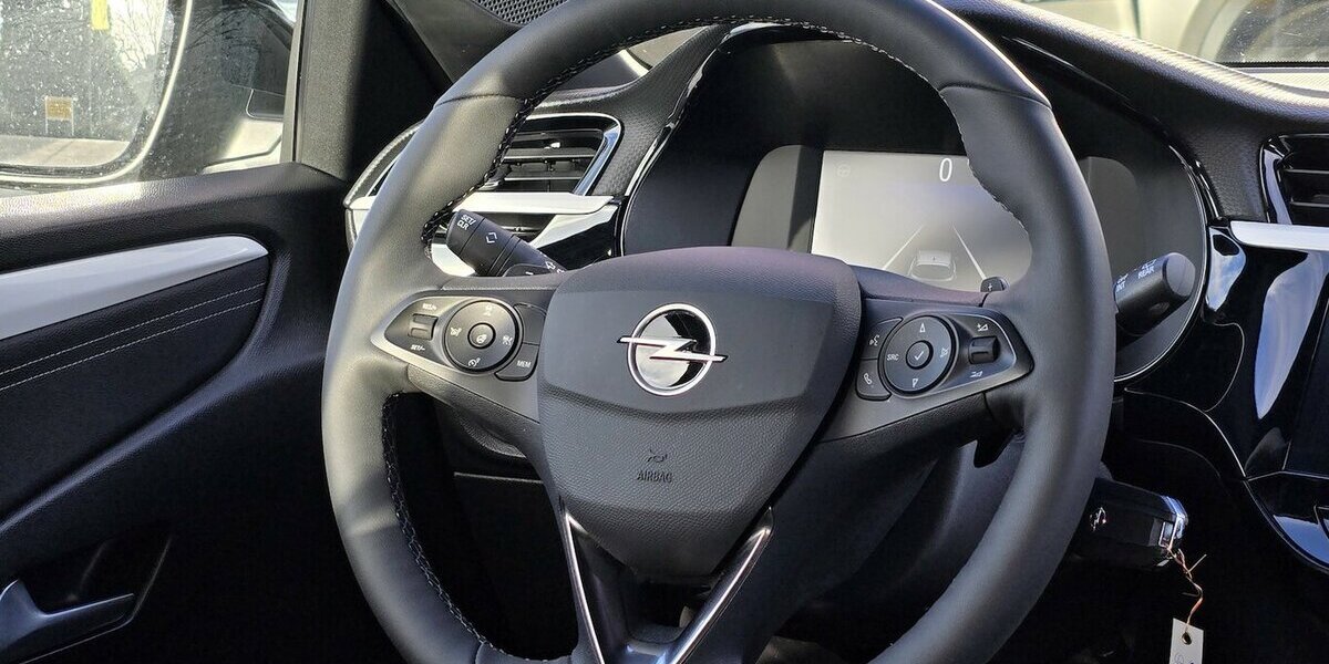 Opel Corsa GS Automatik|Winterpaket|ACC|Kamera 17.762 km 18.850 &euro; Wermelskirchen 42929