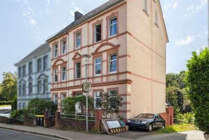Haus Lüdenscheid Staberg - 15 Zimmer, 357 m&sup2;, 325.000&euro; | Angebot:23847656