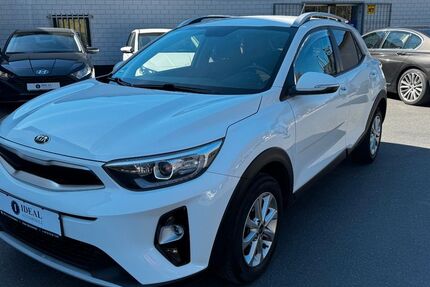 Kia Stonic 85.000 km 10.890 &euro; Much 53804