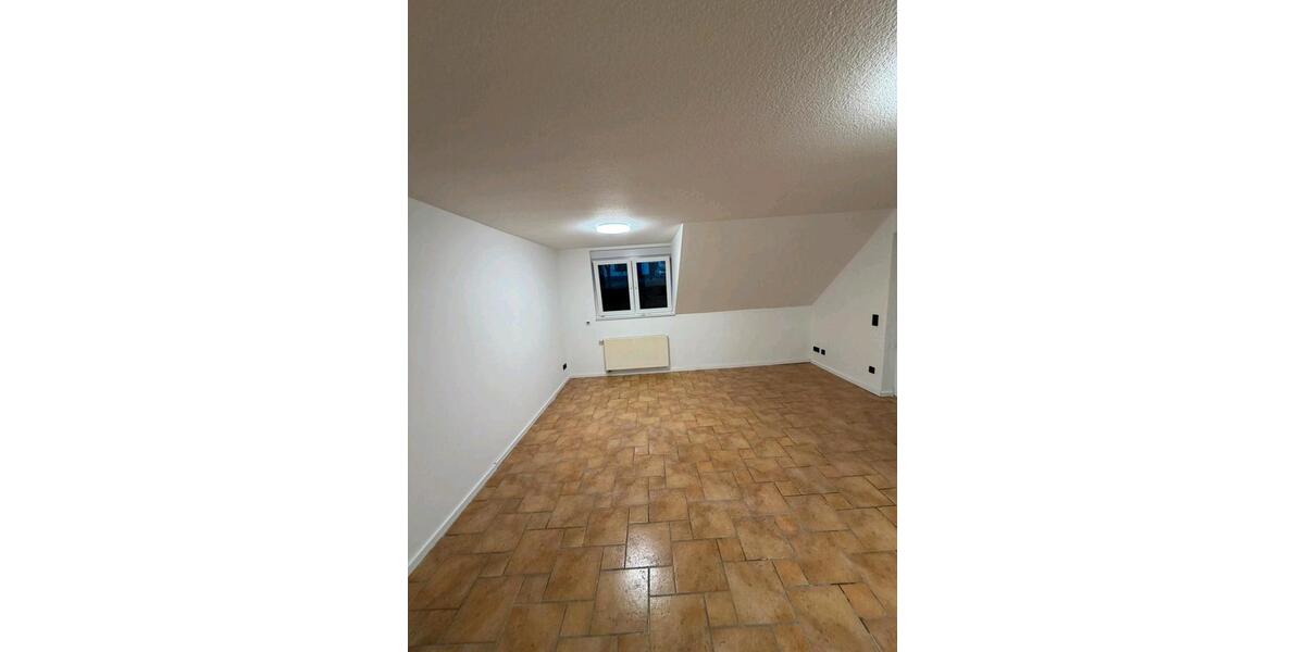 Etagenwohnung Olpe - 3 Zimmer, 80 m&sup2;, 1.000&euro; | Angebot:25361907