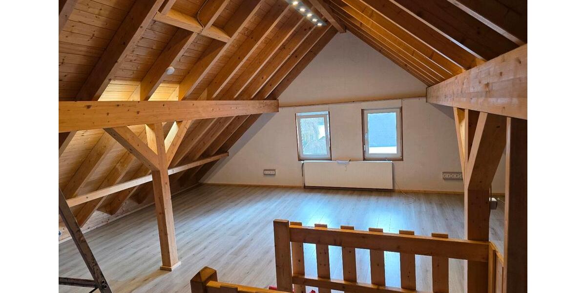 Maisonettenwohnung Wiehl - 5 Zimmer, 125 m&sup2;, 1.400&euro; | Angebot:27567523