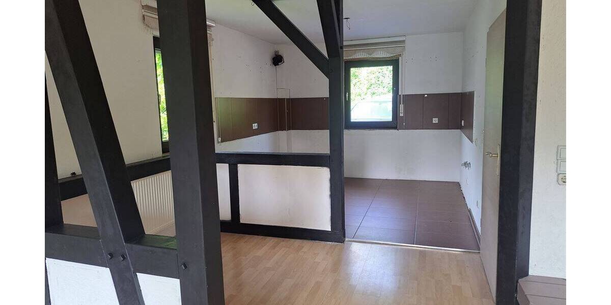 Mehrfamilienhaus, Wohnhaus Kürten - 7 Zimmer, 186 m&sup2;, 350.000&euro; | Angebot:25699790