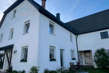 Haus Meinerzhagen - 4 Zimmer, 160 m&sup2;, 575.000&euro; | Angebot:27440691