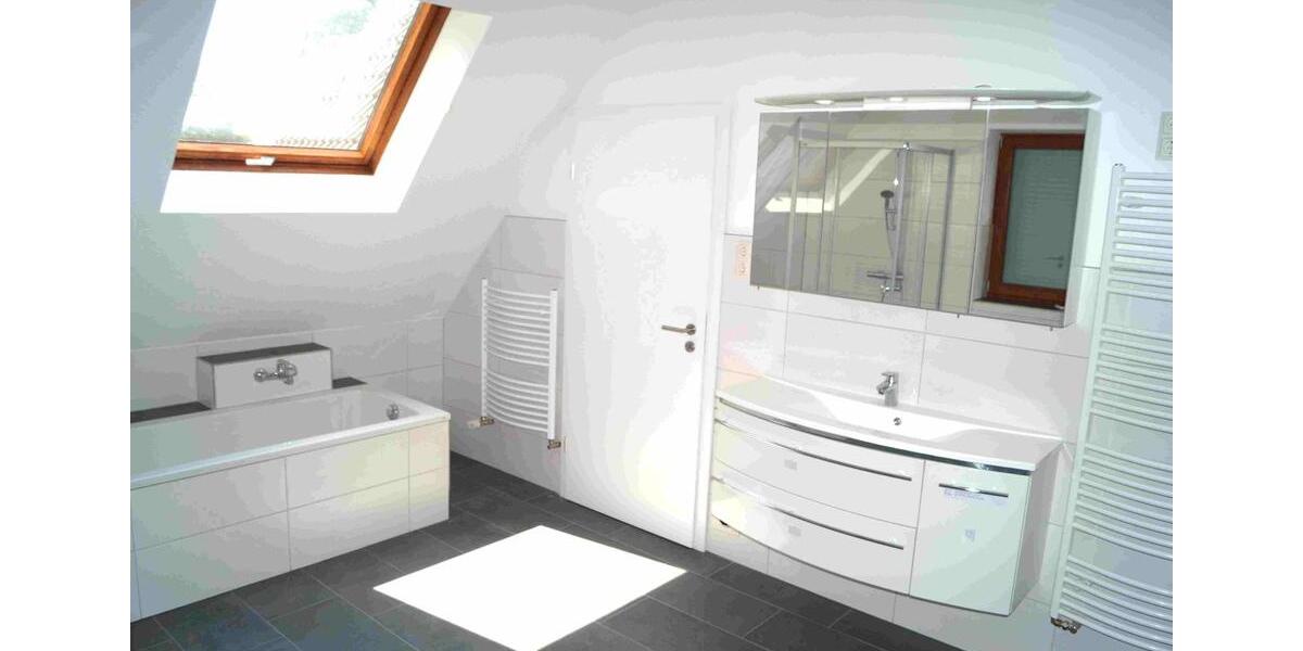 Einfamilienhaus Gummersbach Hepel - 10 Zimmer, 247 m&sup2;, 499.000&euro; | Angebot:25793023