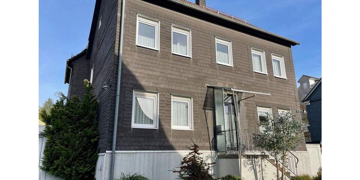 Mehrfamilienhaus, Wohnhaus Bergneustadt - 8 Zimmer, 176 m&sup2;, 260.000&euro; | Angebot:25691798