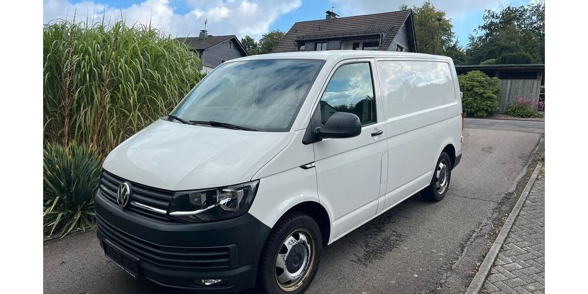 VW T6 Transporter 108.000 km 12.500 &euro; Wipperfürth 51688