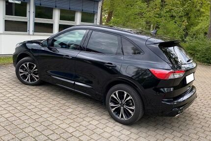 Ford Kuga 48.500 km 26.900 &euro; Gummersbach 51645