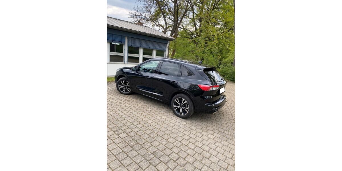 Ford Kuga 48.500 km 26.900 &euro; Gummersbach 51645