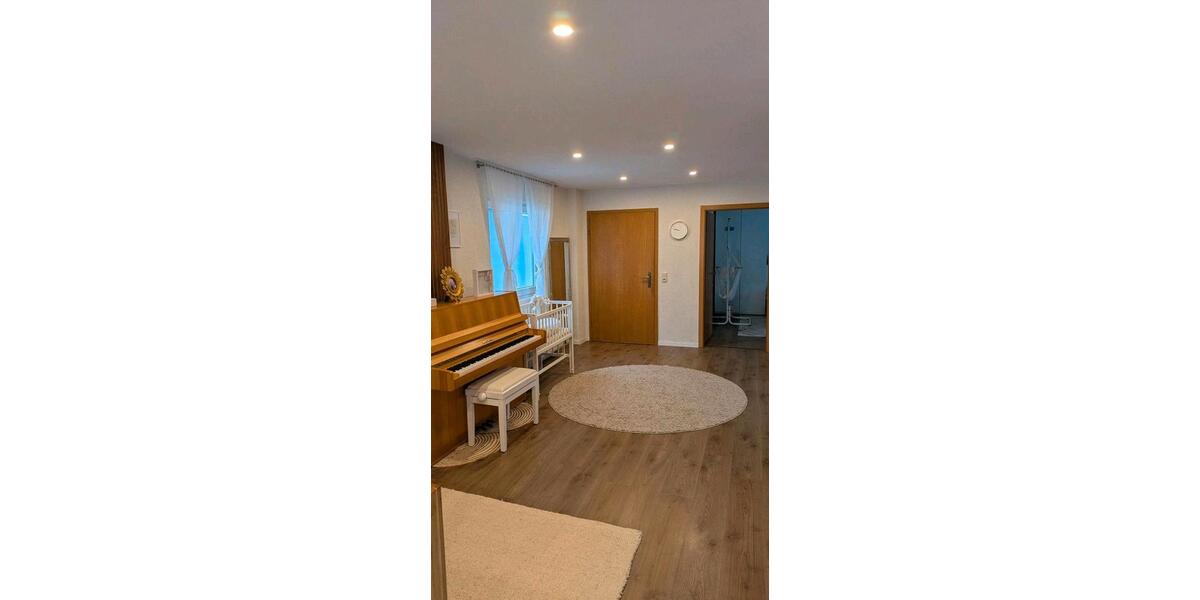 Hochparterre Lüdenscheid Staberg - 2 Zimmer, 69 m&sup2;, 550&euro; | Angebot:25982690