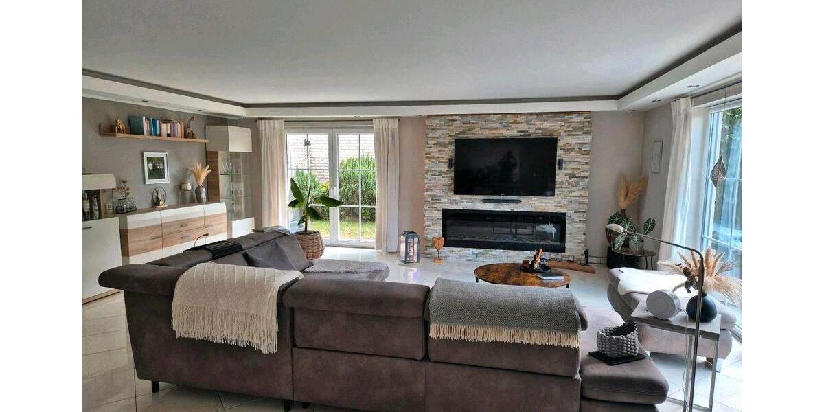 Einfamilienhaus Waldbröl - 6 Zimmer, 200 m&sup2;, 699.000&euro; | Angebot:27192184