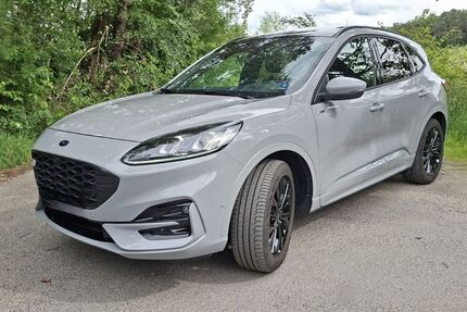Ford Kuga 30.000 km 31.750 &euro; Overath 51491