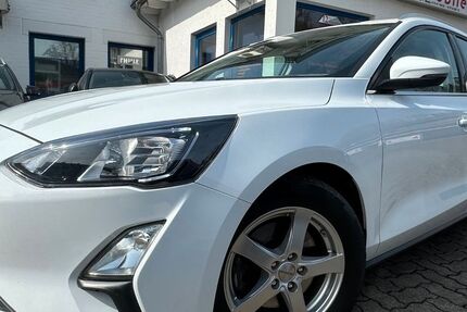 Ford Focus 154.000 km 10.949 &euro; Gummersbach (Zwischen Toom Markt und ATU) 51645
