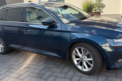 Skoda Superb 179.300 km 13.990 &euro; Eitorf 53783