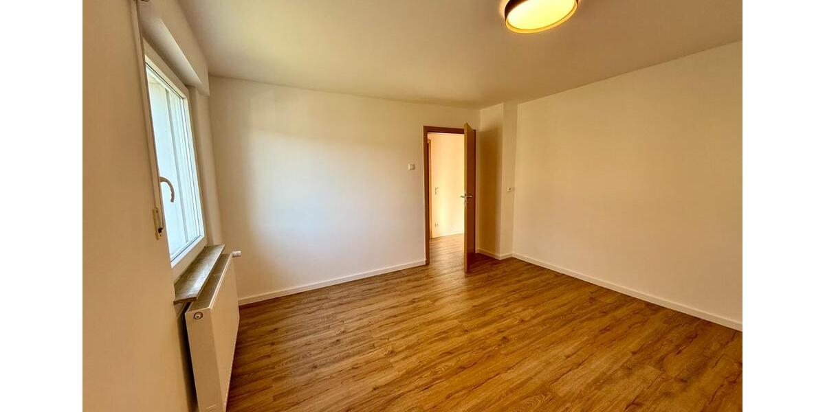 Dachgeschoßwohnung Wenden - 3 Zimmer, 75 m&sup2;, 700&euro; | Angebot:25571216