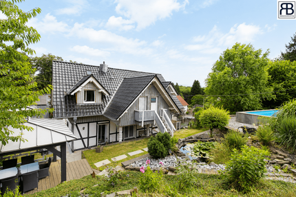 Haus Waldbröl - 8 Zimmer, 290 m&sup2;, 469.000&euro; | Angebot:27454599