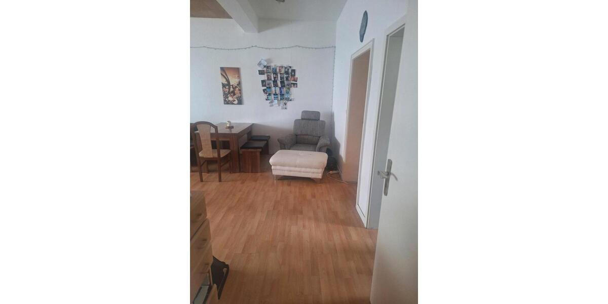 Erdgeschoßwohnung Wissen - 3 Zimmer, 90 m&sup2;, 988&euro; | Angebot:25918963