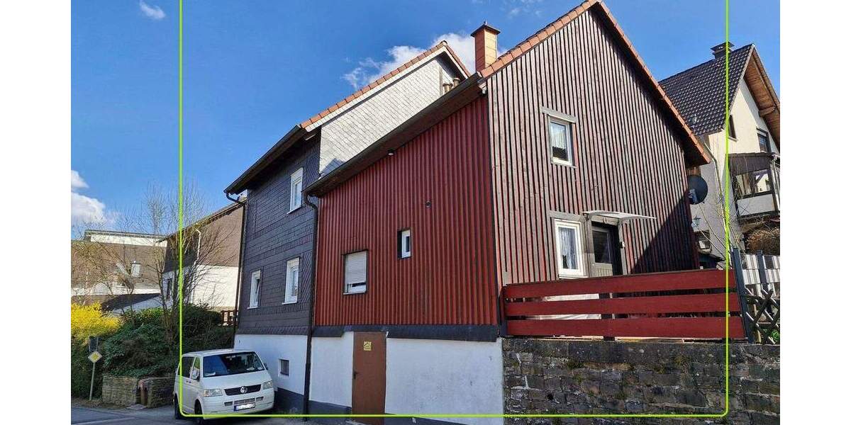 Mehrfamilienhaus, Wohnhaus Wiehl / Bielstein Bielstein - 9 Zimmer, 231 m&sup2;, 383.000&euro; | Angebot:25742525