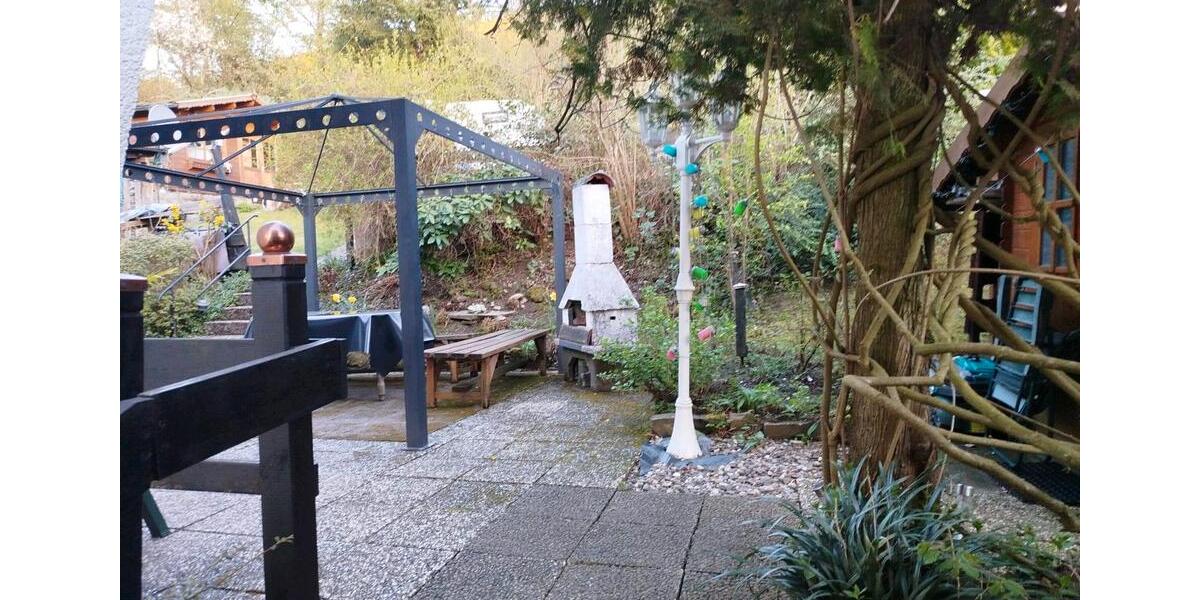 Erdgeschoßwohnung Bergneustadt - 3 Zimmer, 84 m&sup2;, 672&euro; | Angebot:27550518