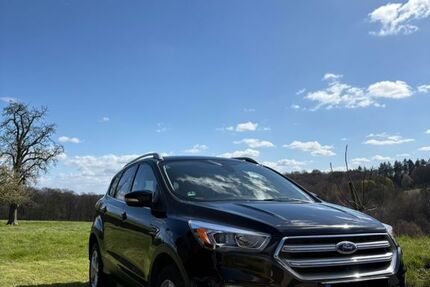 Ford Kuga 83.000 km 14.799 &euro; Overath 51491