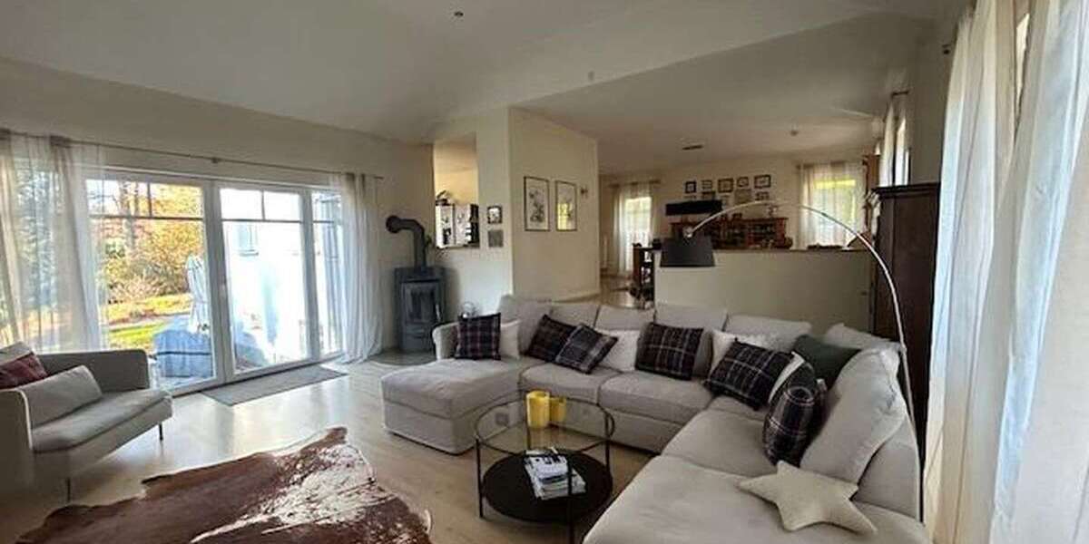 Einfamilienhaus Wiehl - 9 Zimmer, 250 m&sup2;, 679.000&euro; | Angebot:24559113