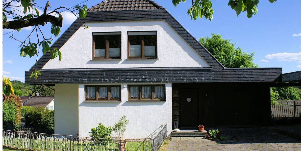Einfamilienhaus Nümbrecht / Benroth Benroth - 6 Zimmer, 150 m&sup2;, 290.000&euro; | Angebot:25779625