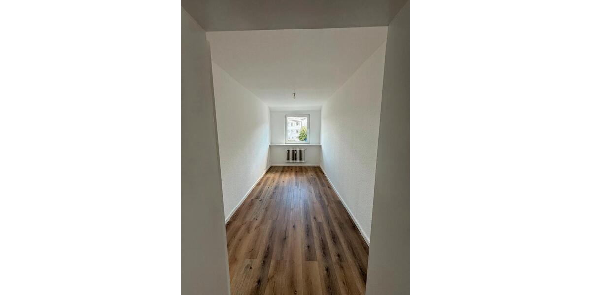 Dachgeschoßwohnung Olpe - 4 Zimmer, 81 m&sup2;, 200.000&euro; | Angebot:27458662