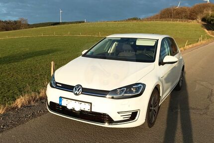 VW Golf 51.000 km 13.999 &euro; Olpe 57462
