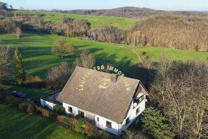 Haus Windeck - 10 Zimmer, 300 m&sup2;, 349.000&euro; | Angebot:26048485