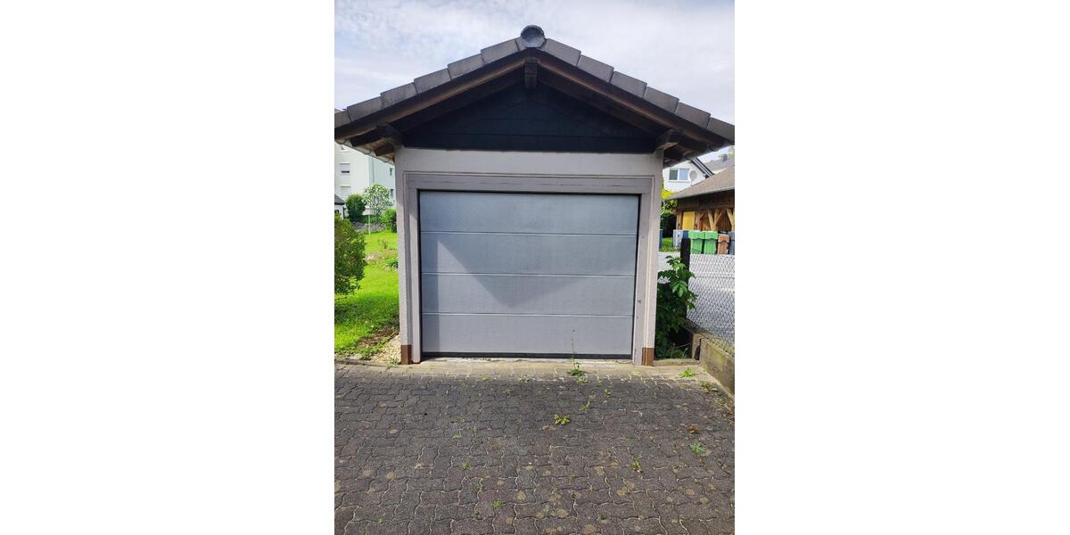 Einfamilienhaus Bergneustadt - 9 Zimmer, 220 m&sup2;, 298.000&euro; | Angebot:27141144