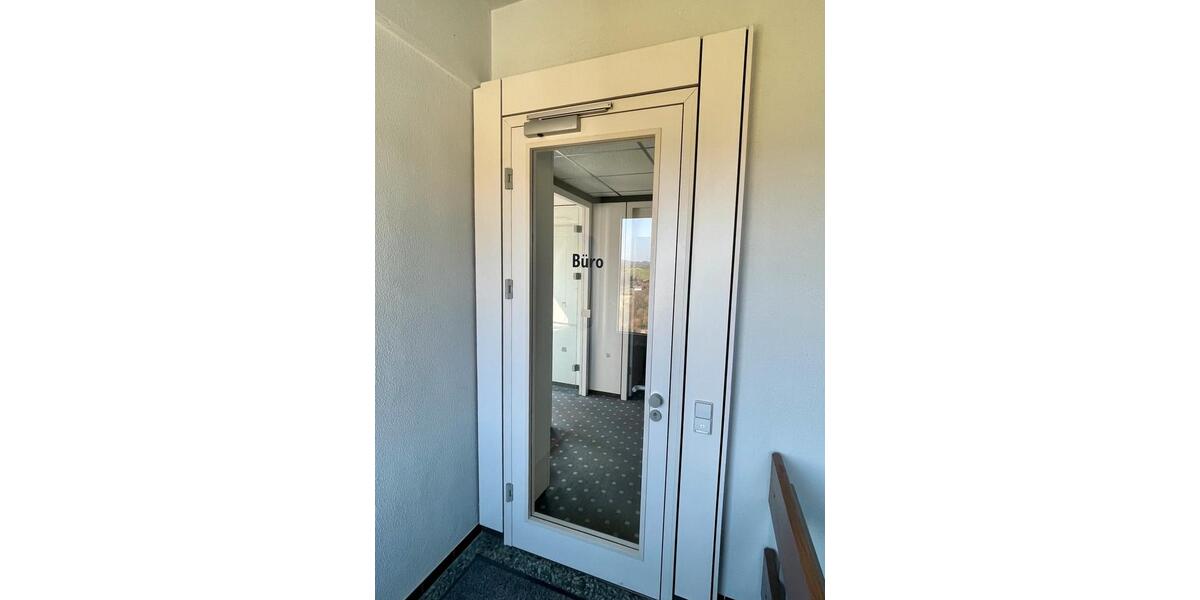 Gewerbeobjekt Meinerzhagen - 1.400&euro; | Angebot:18550253