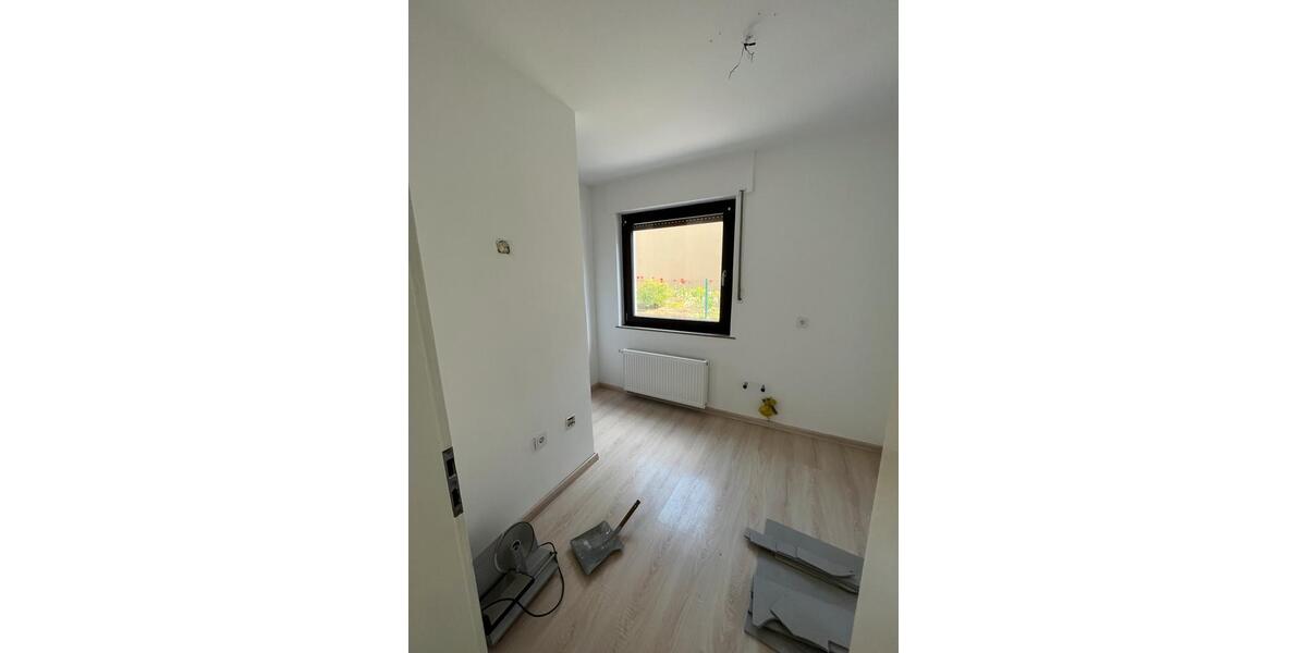 Erdgeschoßwohnung Attendorn - 3 Zimmer, 90 m&sup2;, 1.250&euro; | Angebot:27567727