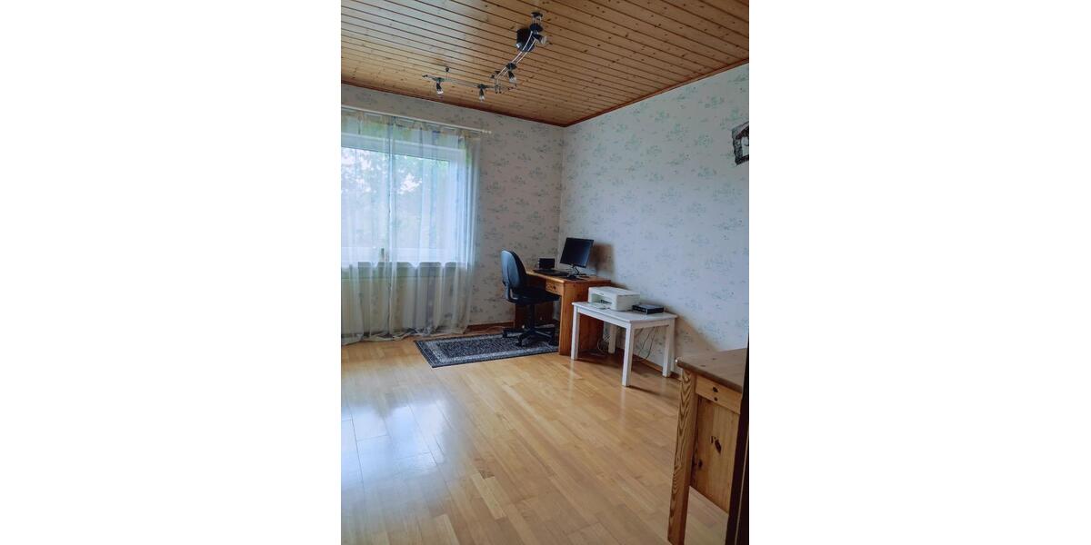 Einfamilienhaus Wiehl - 11 Zimmer, 136 m&sup2;, 447.000&euro; | Angebot:27438342