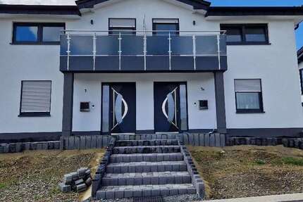 Haus Nümbrecht - 4 Zimmer, 140 m&sup2;, 1.800&euro; | Angebot:26521724