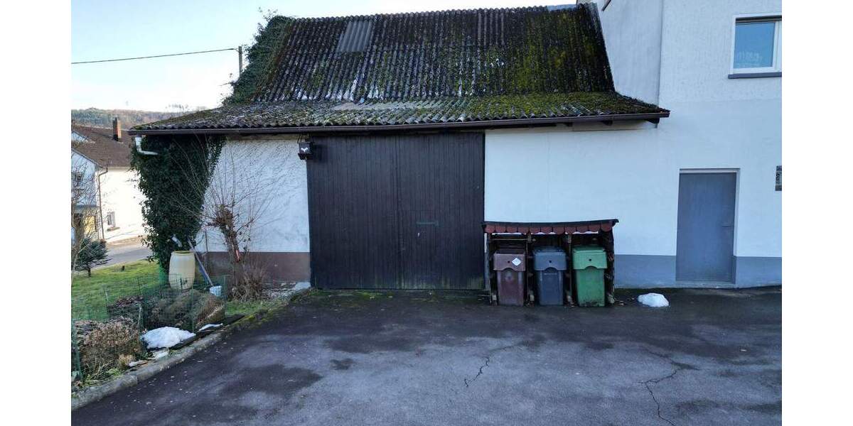 Einfamilienhaus Bergneustadt - 8 Zimmer, 182 m&sup2;, 339.000&euro; | Angebot:25666277