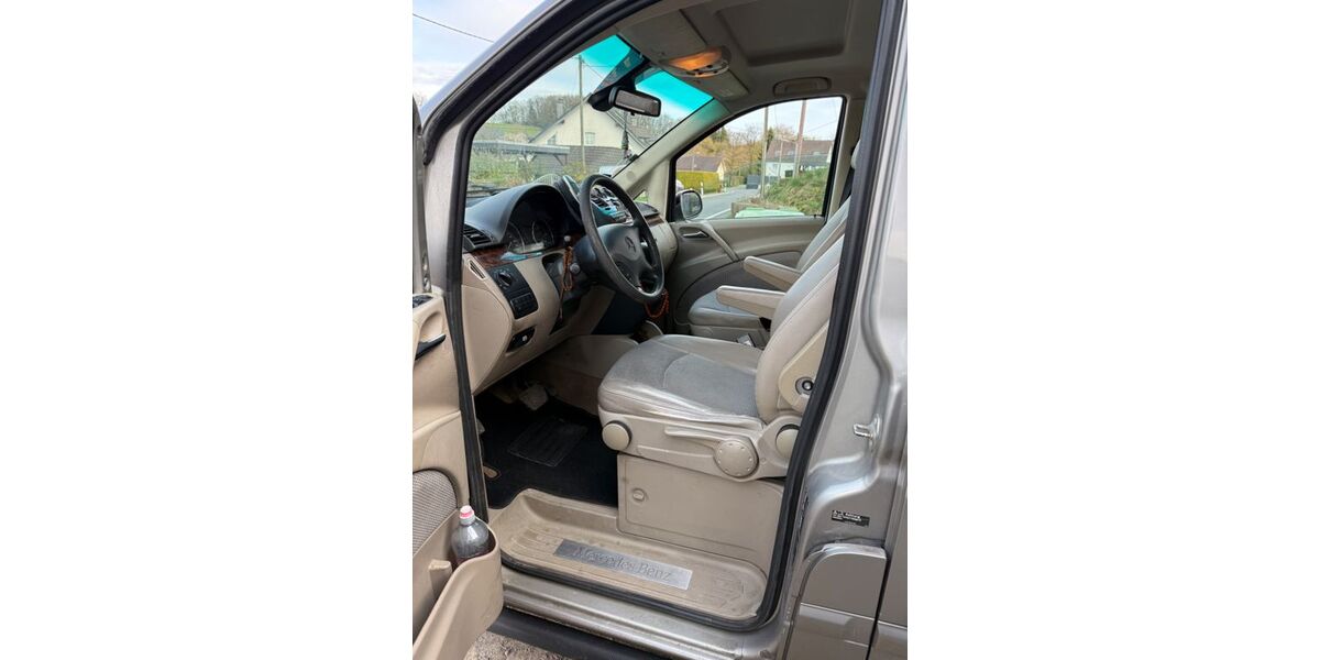 Mercedes-Benz Viano 276.000 km 9.499 &euro; Gummersbach 51647