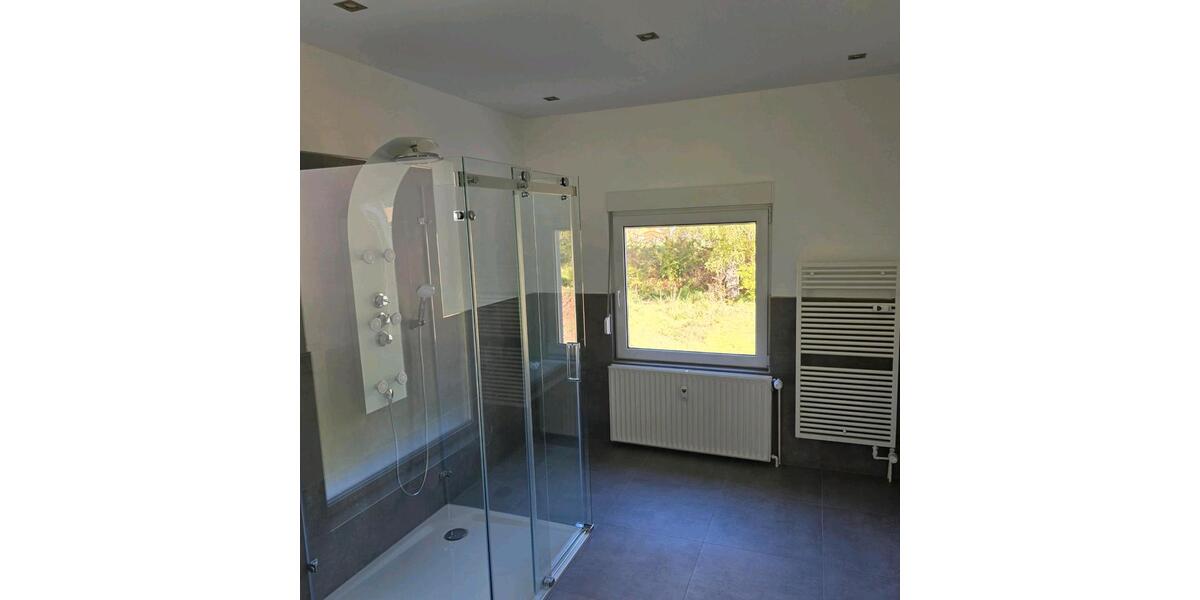 Erdgeschoßwohnung Niederfischbach - 3 Zimmer, 90 m&sup2;, 900&euro; | Angebot:26621572