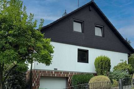 Haus Bergneustadt - 5 Zimmer, 130 m&sup2;, 269.000&euro; | Angebot:22470078