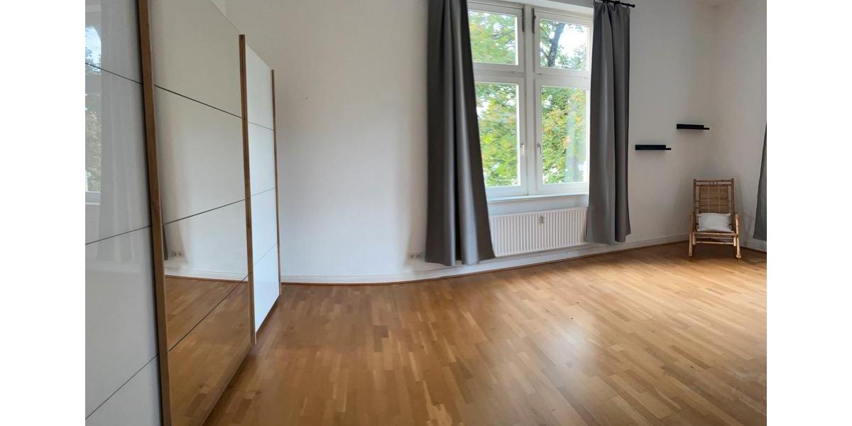 Etagenwohnung Waldbröl - 1 Zimmer, 93 m&sup2;, 760&euro; | Angebot:27572520