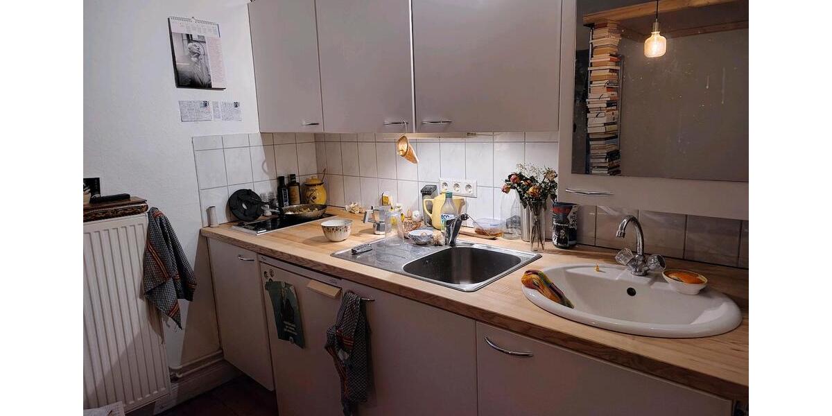 Dachgeschoßwohnung Waldbröl - 1 Zimmer, 18 m&sup2;, 500&euro; | Angebot:25994242