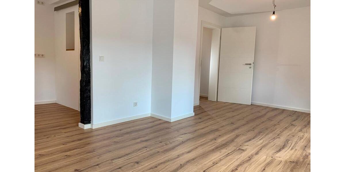 Erdgeschoßwohnung Engelskirchen - 3 Zimmer, 110 m&sup2;, 1.100&euro; | Angebot:25963693