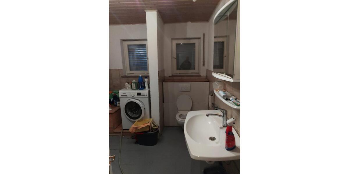 Doppelhaushälfte Olpe - 12 Zimmer, 200 m&sup2;, 950&euro; | Angebot:23580942