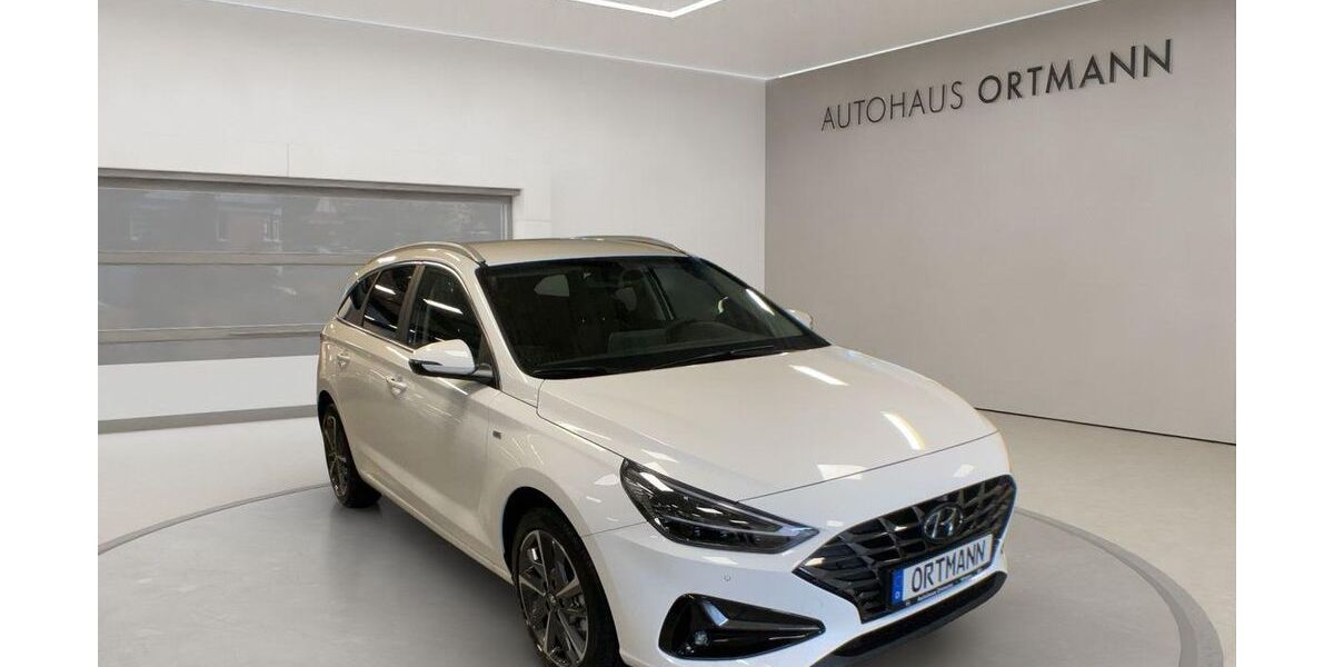 Hyundai i30 13.200 km 29.990 &euro; Wissen 57537