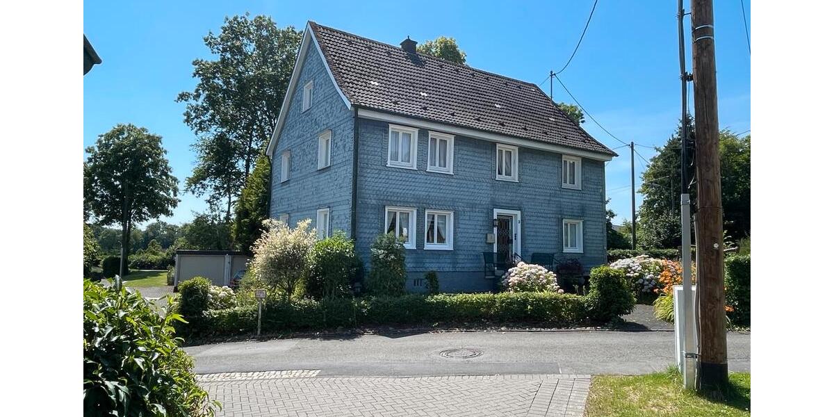 Einfamilienhaus Nümbrecht - 8 Zimmer, 186 m&sup2;, 350.000&euro; | Angebot:27208945
