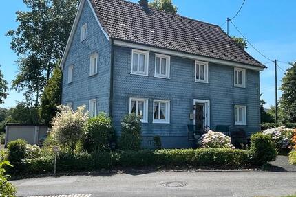 Haus Nümbrecht - 8 Zimmer, 186 m&sup2;, 350.000&euro; | Angebot:27208945