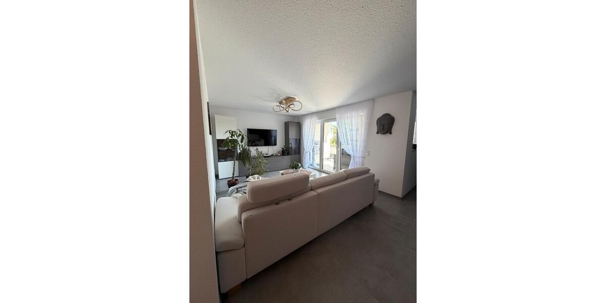 Erdgeschoßwohnung Wermelskirchen - 3 Zimmer, 109 m&sup2;, 1.342&euro; | Angebot:27551019