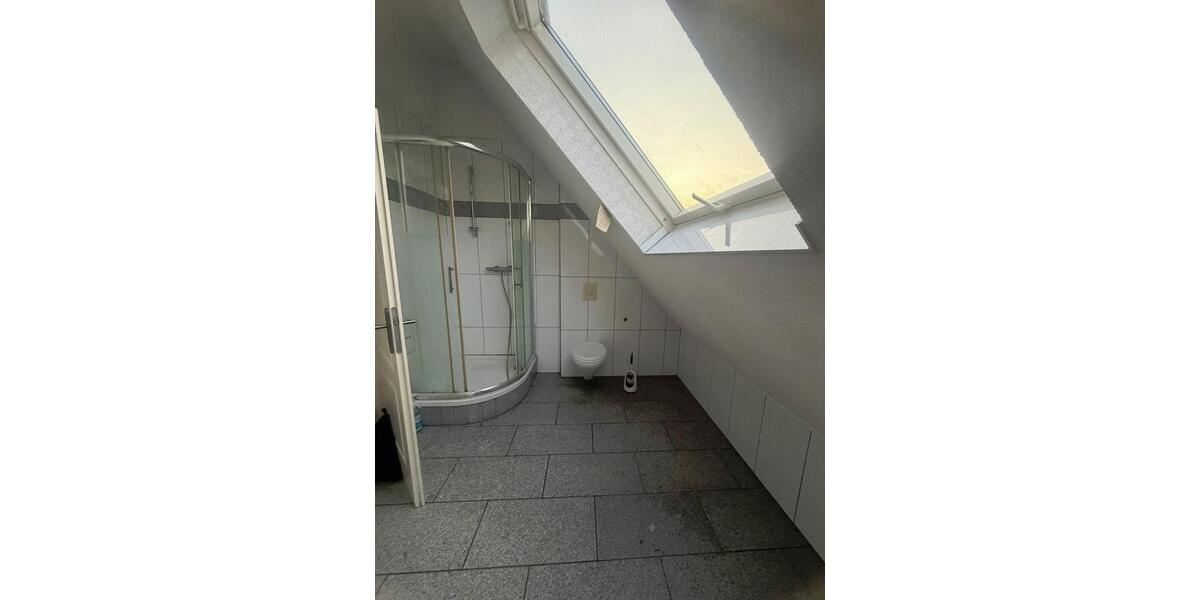 Dachgeschoßwohnung Gummersbach Berstig Süd - 2 Zimmer, 55 m&sup2;, 500&euro; | Angebot:25803944