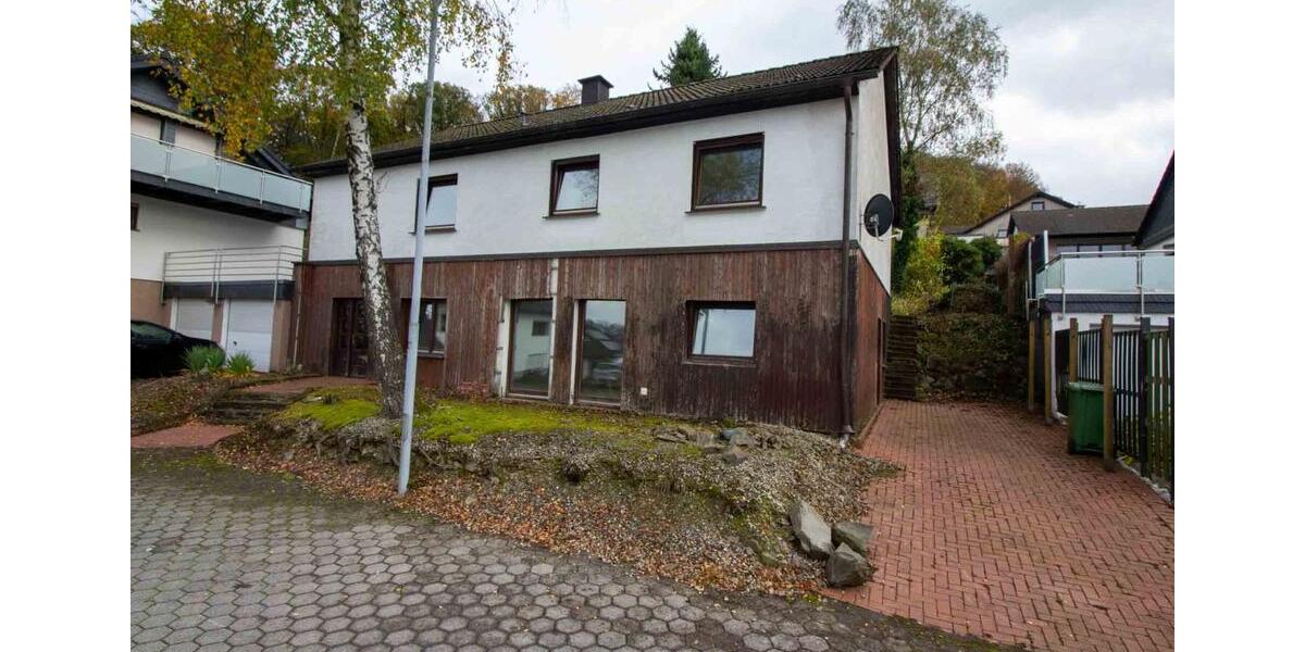 Einfamilienhaus Herscheid - 6 Zimmer, 173 m&sup2;, 149.000&euro; | Angebot:24753383