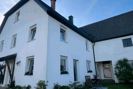 Haus Meinerzhagen - 4 Zimmer, 180 m&sup2;, 599.000&euro; | Angebot:25973710