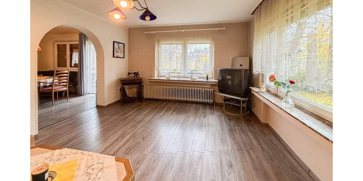 Mehrfamilienhaus, Wohnhaus Windeck Rosbach - 6 Zimmer, 172 m&sup2;, 199.000&euro; | Angebot:25738135